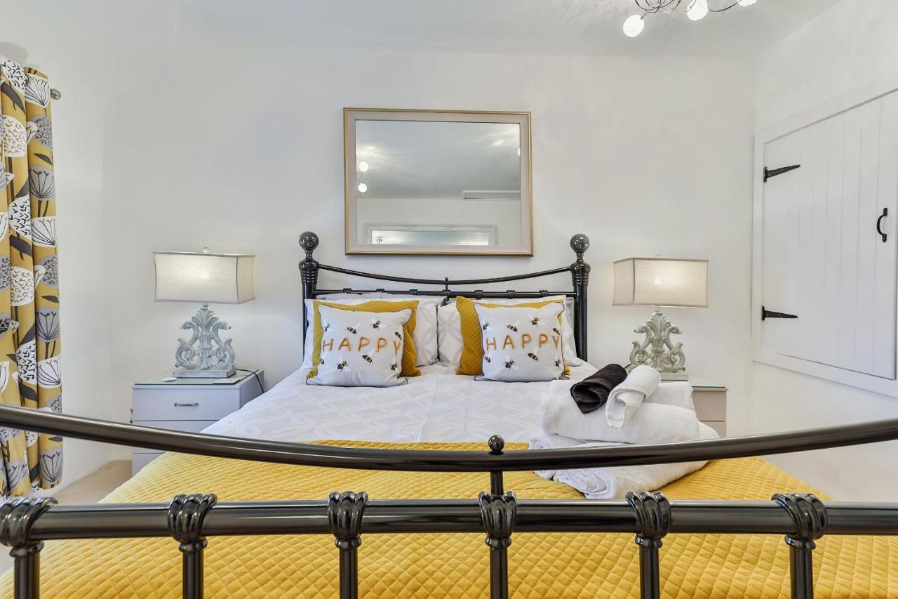 Finest Retreats - Bumblebee Cottage Pickering Kültér fotó