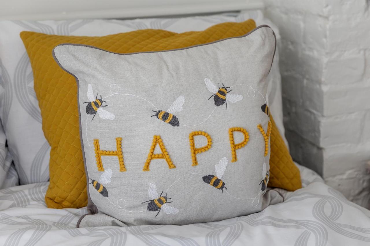 Finest Retreats - Bumblebee Cottage Pickering Kültér fotó